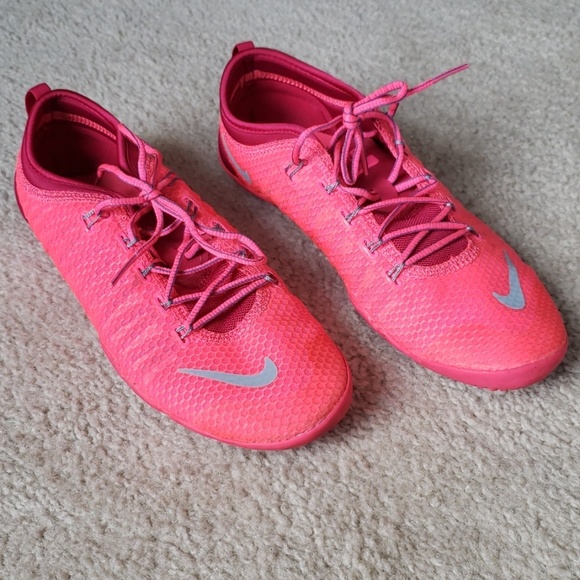 Nike Shoes - Nike free 1.0 cross bionic